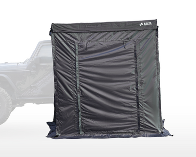 Vorraum für Shade PRO, geschlossenes Design mit Reißverschluss, robust und wetterfest, kompatibel mit Fahrzeugen.